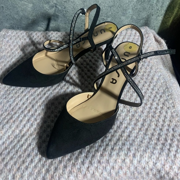 Unisa Strapped Heels - Picture 2 of 7